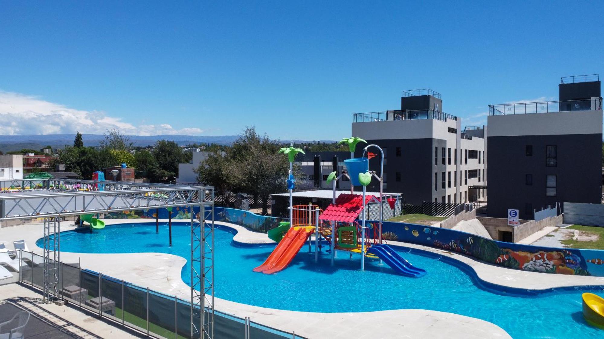 Howard Johnson Plaza Carlos Paz Hotel 4*